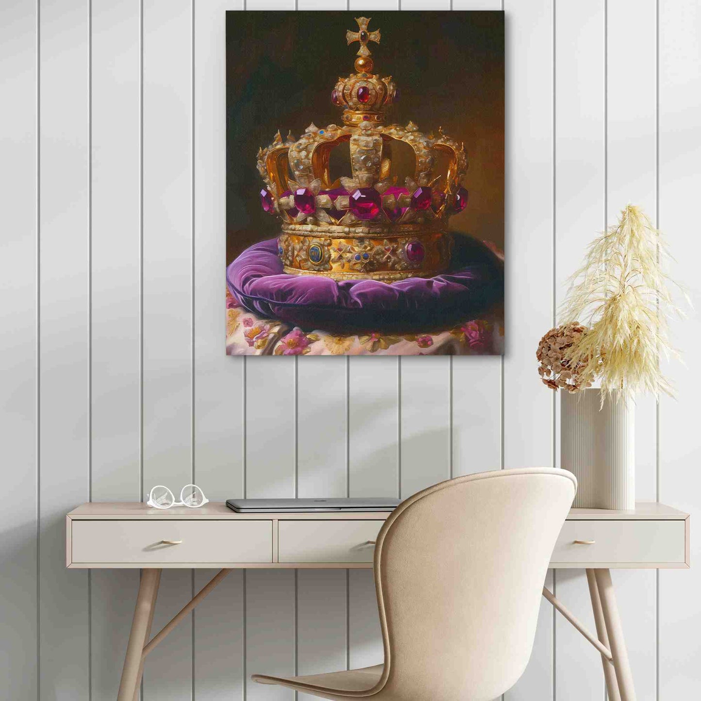 King's Crest - Jewelry Wall Art in Black Frame